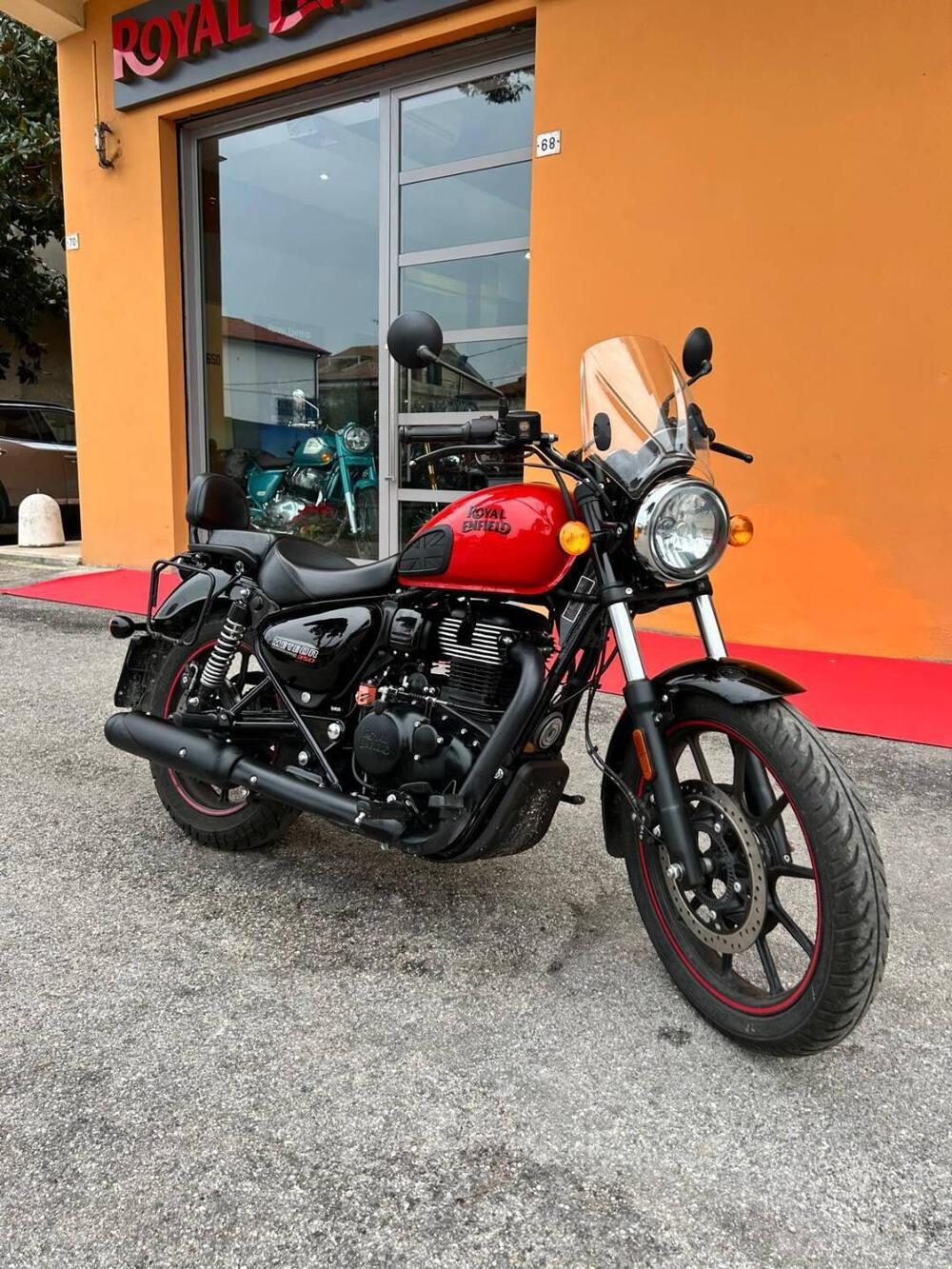 Royal Enfield Meteor 350 (2021 - 26) (2)