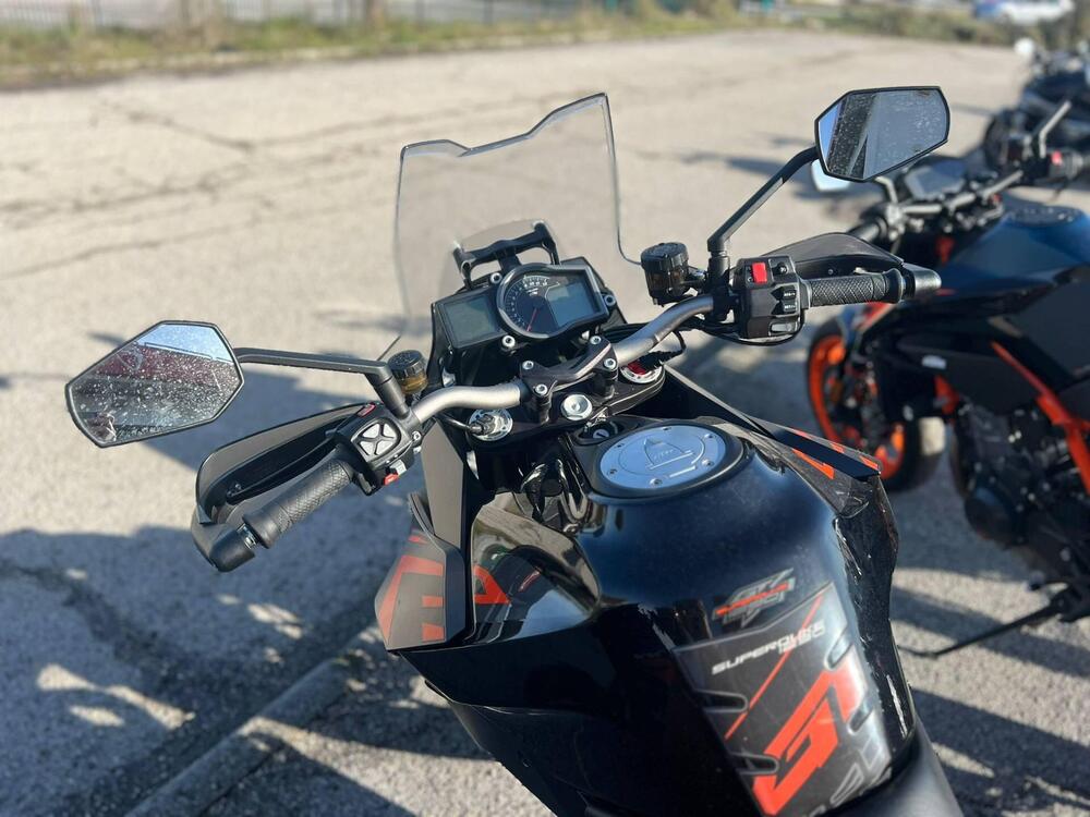 KTM 1290 Super Duke GT ABS (2016 - 18) (4)