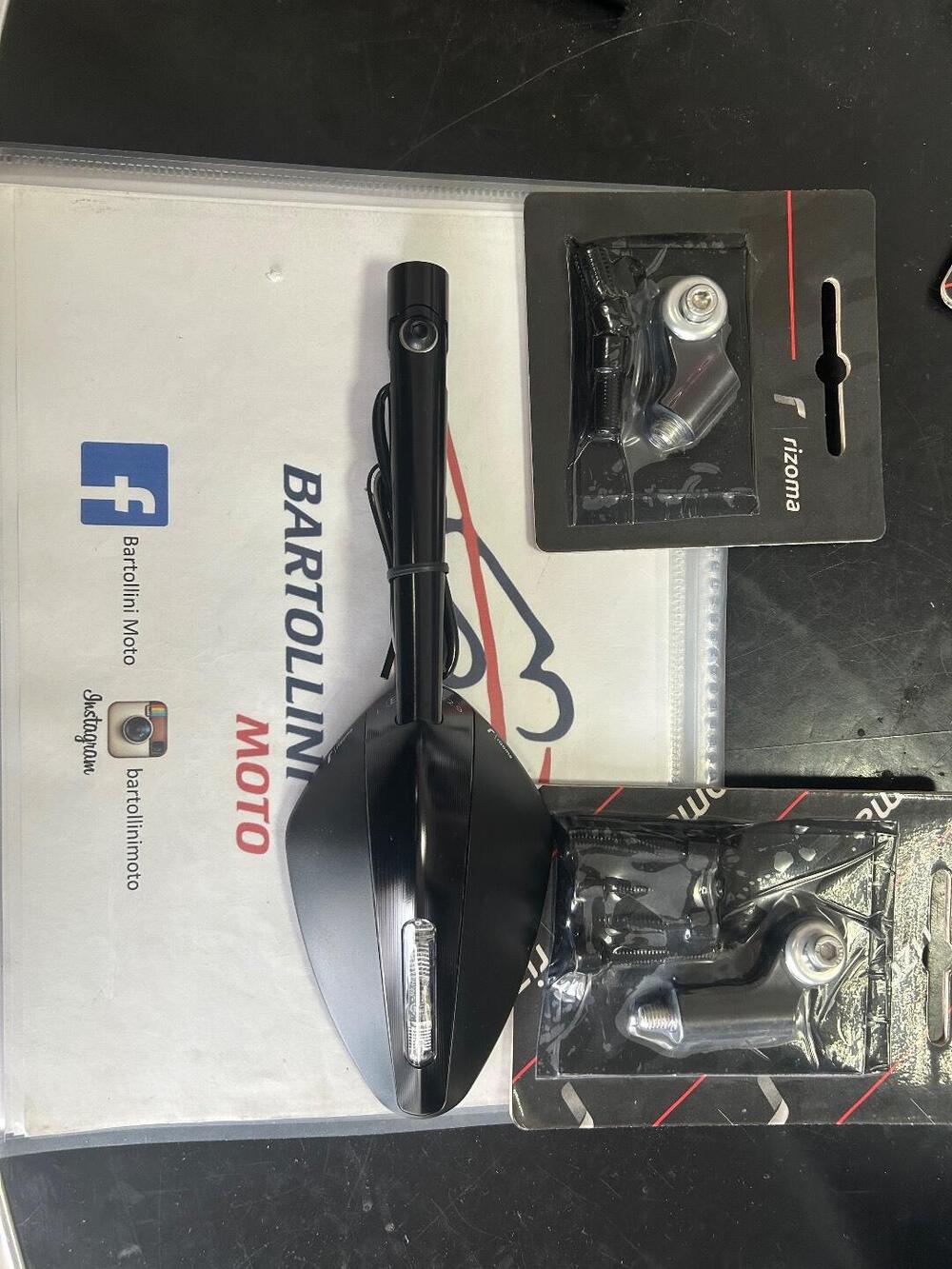 Coppia specchietti retrovisori rizoma (2)