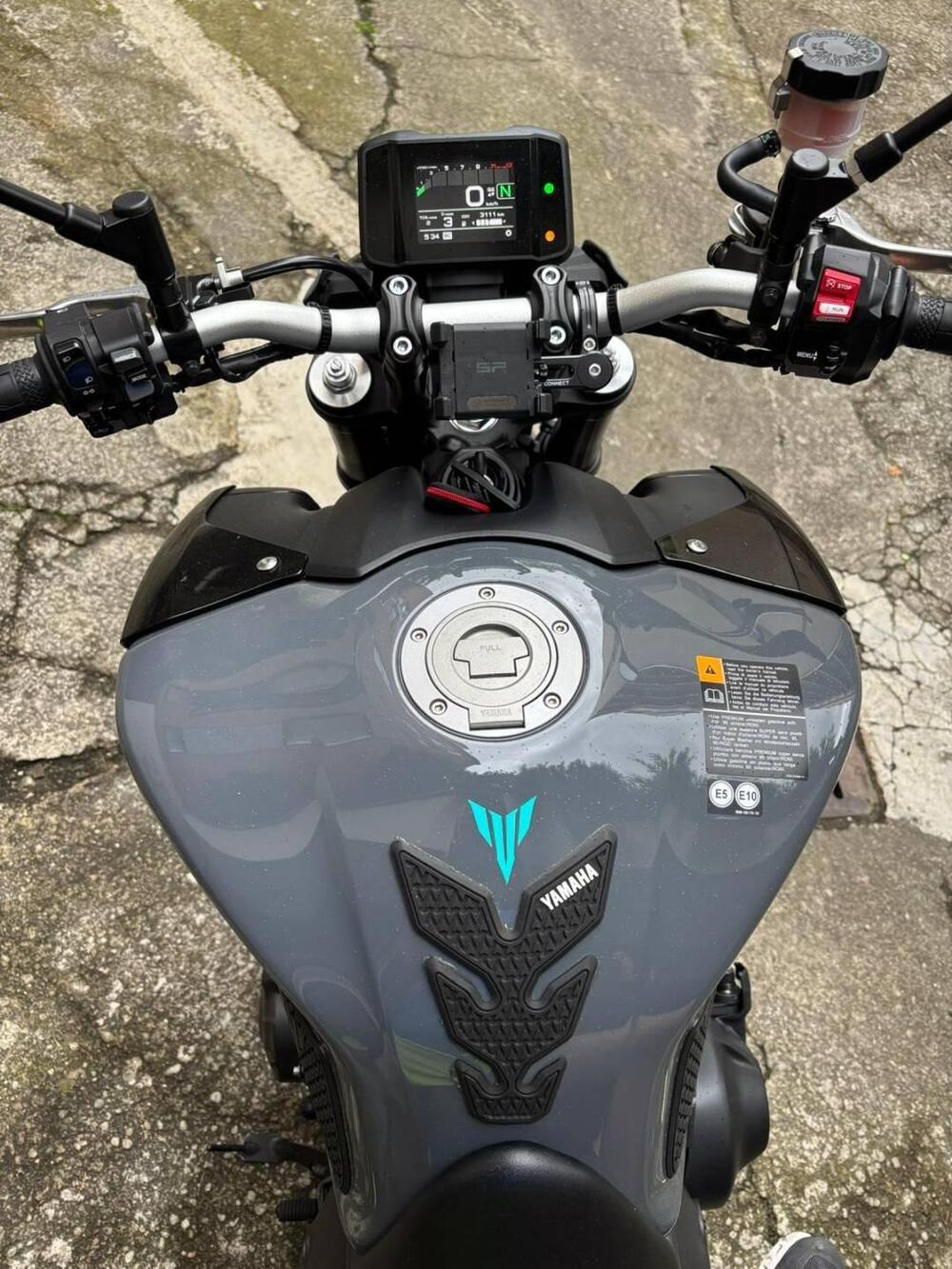 Yamaha MT-09 (2021 - 23) (2)