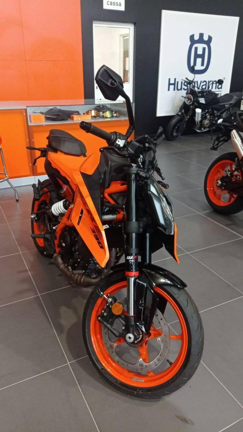 KTM 390 Duke (2024 - 25) (3)