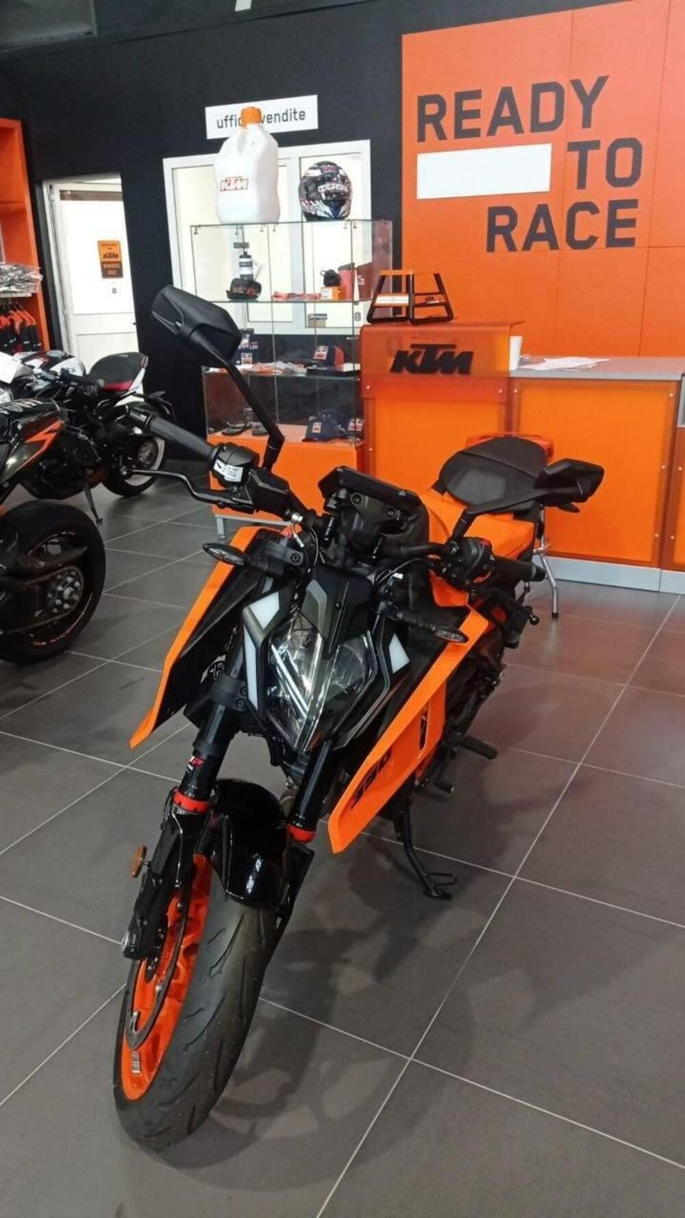 KTM 390 Duke (2024 - 25) (2)