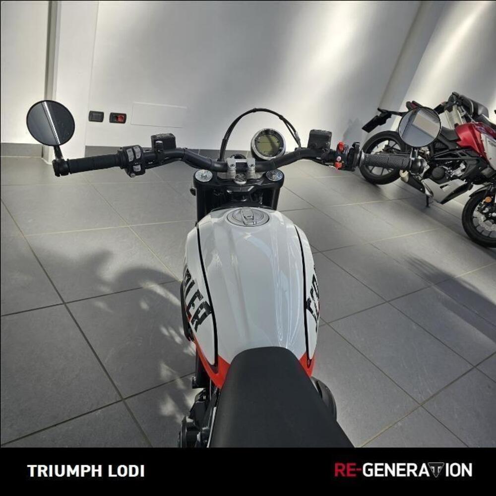 Ducati Scrambler 800 Urban Motard (2022) (4)