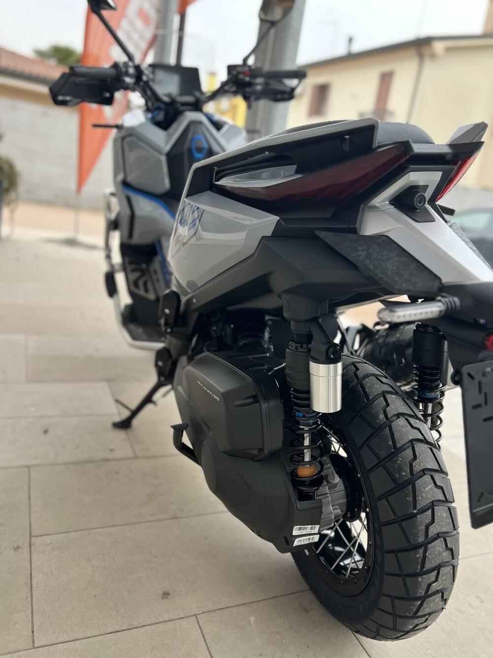 Zontes ZT368-G (2024 - 26) (4)