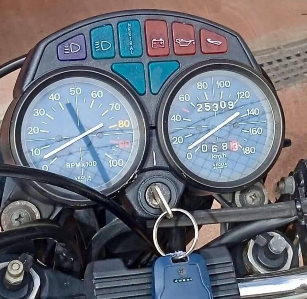 Moto Guzzi V 35 C (5)