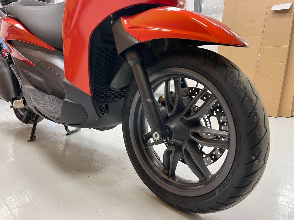 Piaggio Beverly 400 S ABS-ASR (2021 - 24) (9)