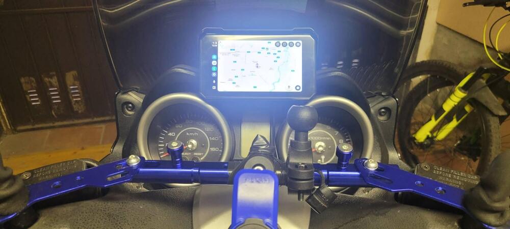 Yamaha X-Max 250 (2010 - 13) (8)