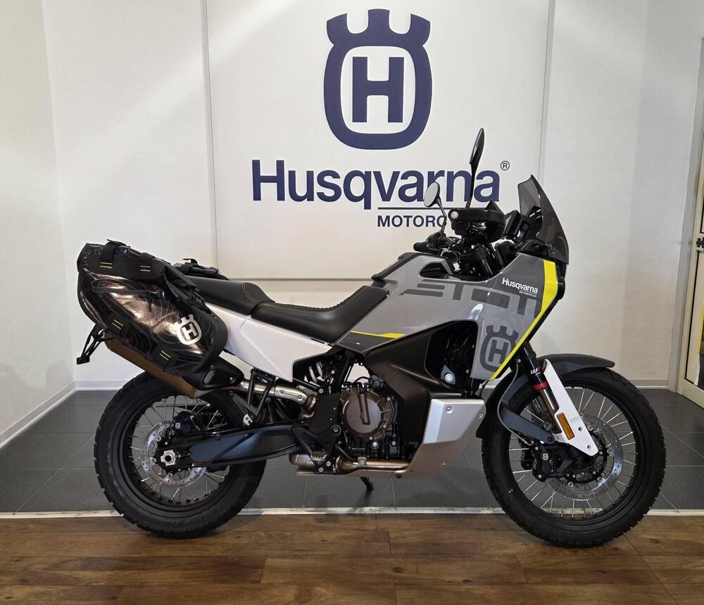 Husqvarna Norden 901 (2022 - 26) (2)