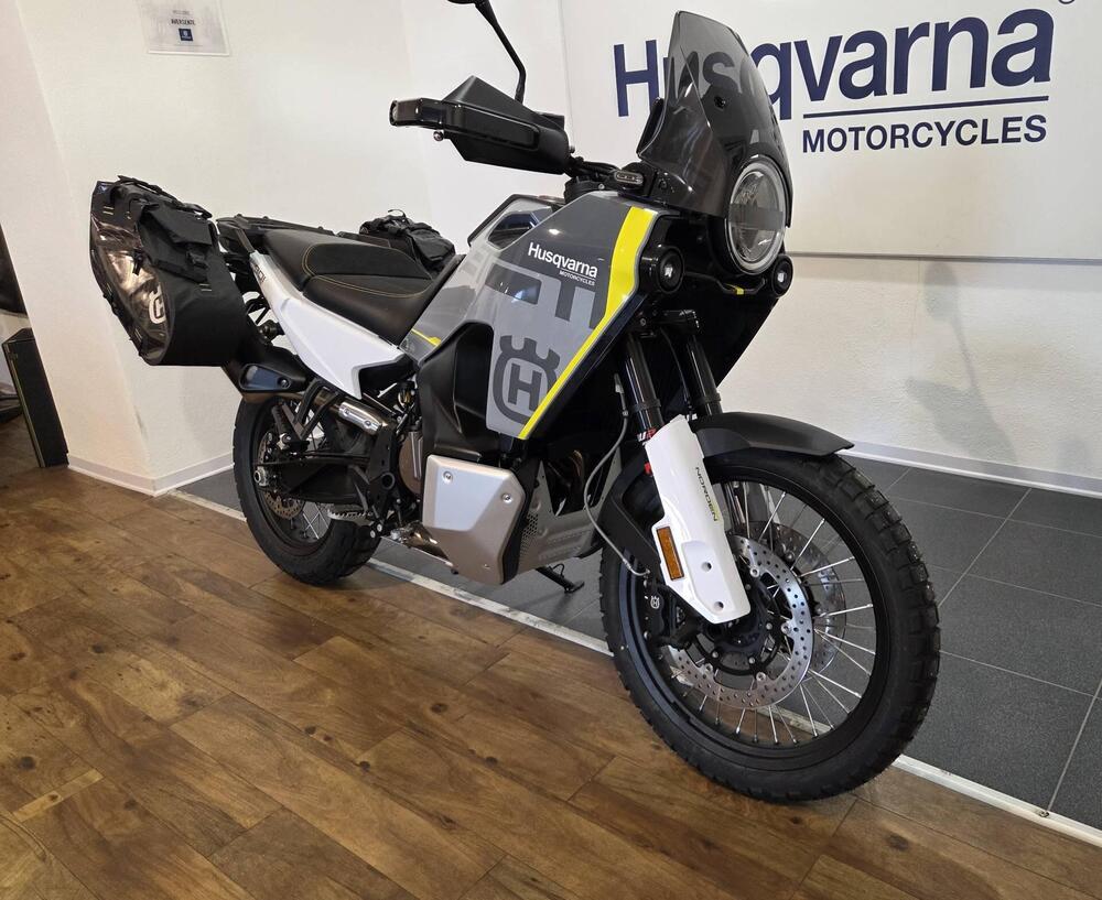Husqvarna Norden 901 (2022 - 26)