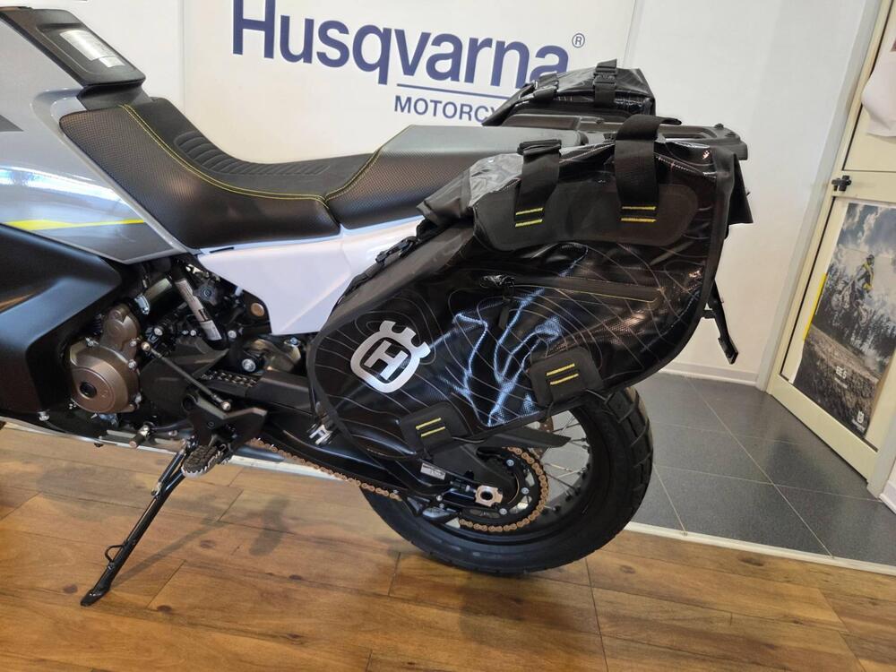 Husqvarna Norden 901 (2022 - 26) (13)