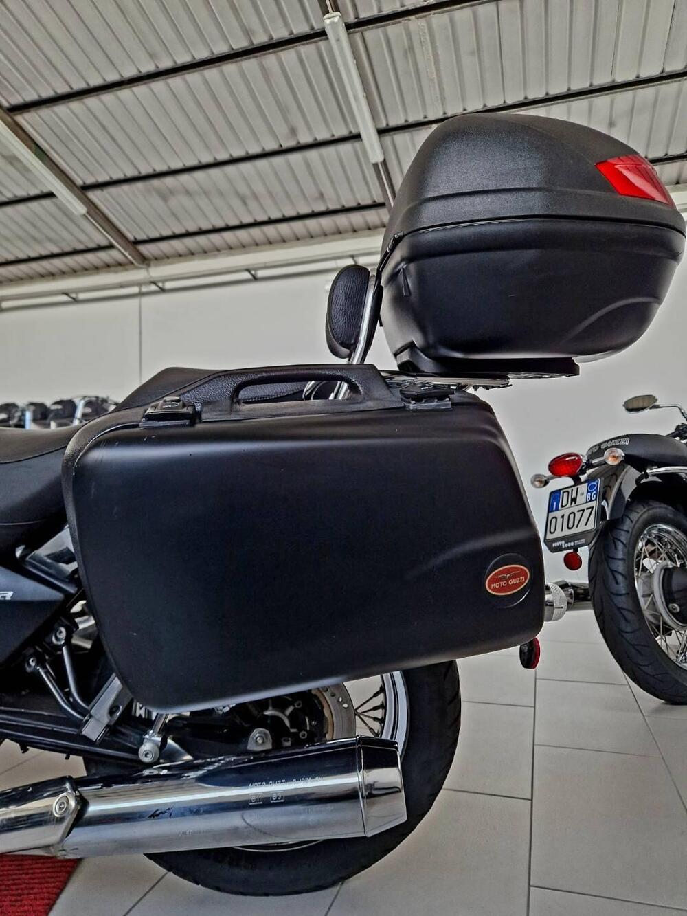 Moto Guzzi Nevada 750 Aquila Nera (2009 - 16) (19)