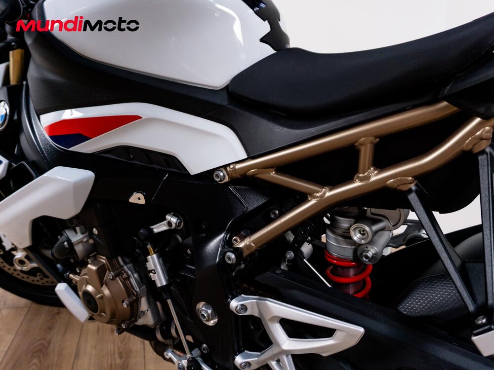 Bmw S 1000 R (2014 - 16) (10)