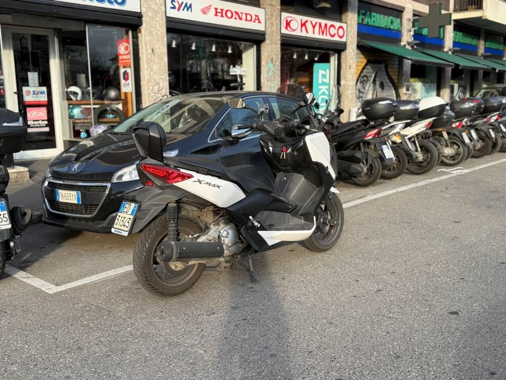 Yamaha X-Max 250 (2014 - 16) (3)