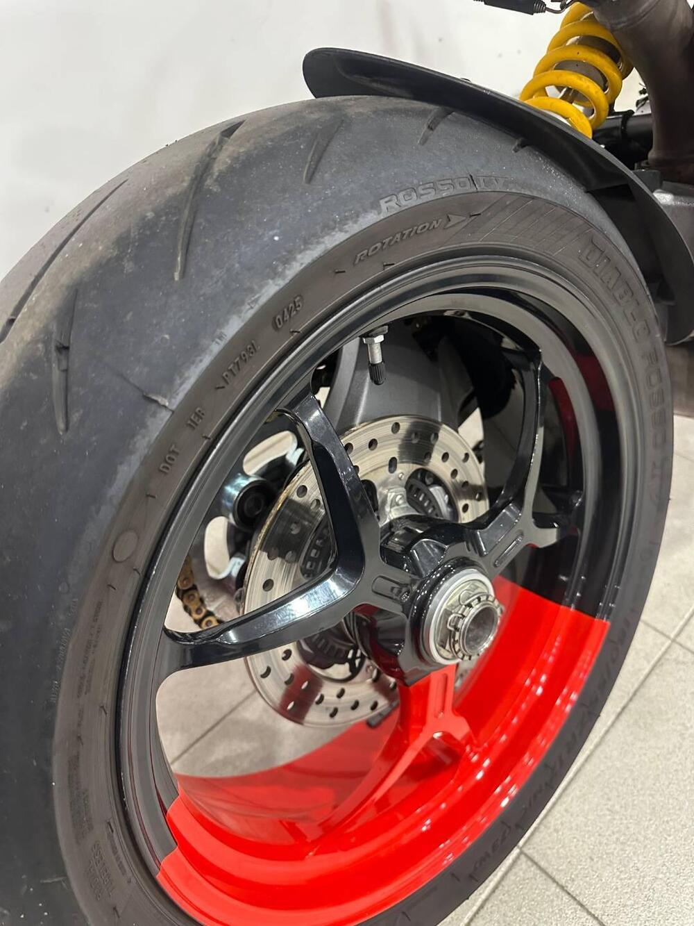 Ducati Hypermotard 950 RVE (2022 - 25) (6)