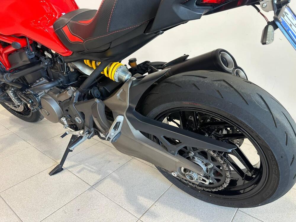 Ducati Monster 821 ABS (2014 - 17) (9)