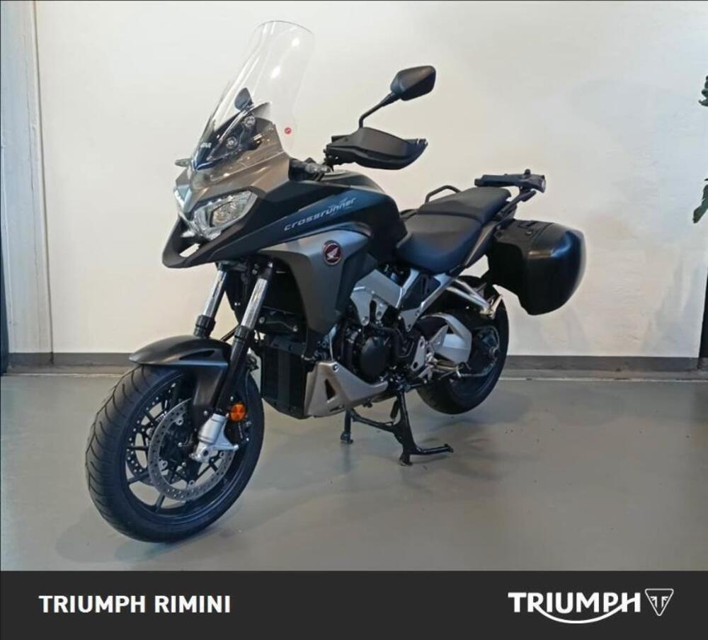 Honda Crossrunner ABS (2015 - 16) (2)