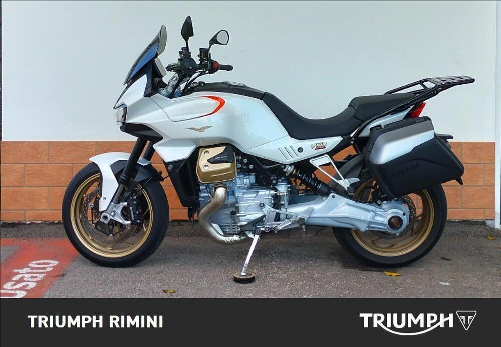 Moto Guzzi V100 Mandello (2022 - 24)