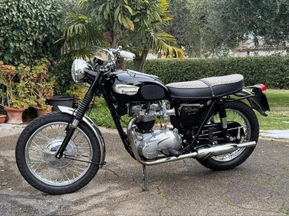 Triumph  Bonneville t120r America 1967 (2)