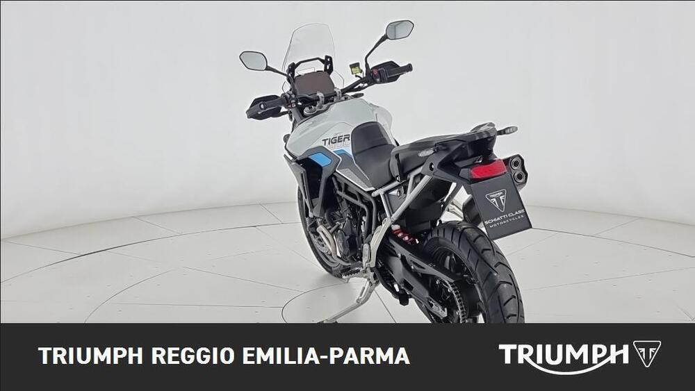Triumph Tiger 900 Alpine Special Edition (2026) (3)