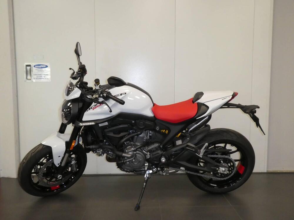 Ducati Monster 937 + (2021 - 25) (3)