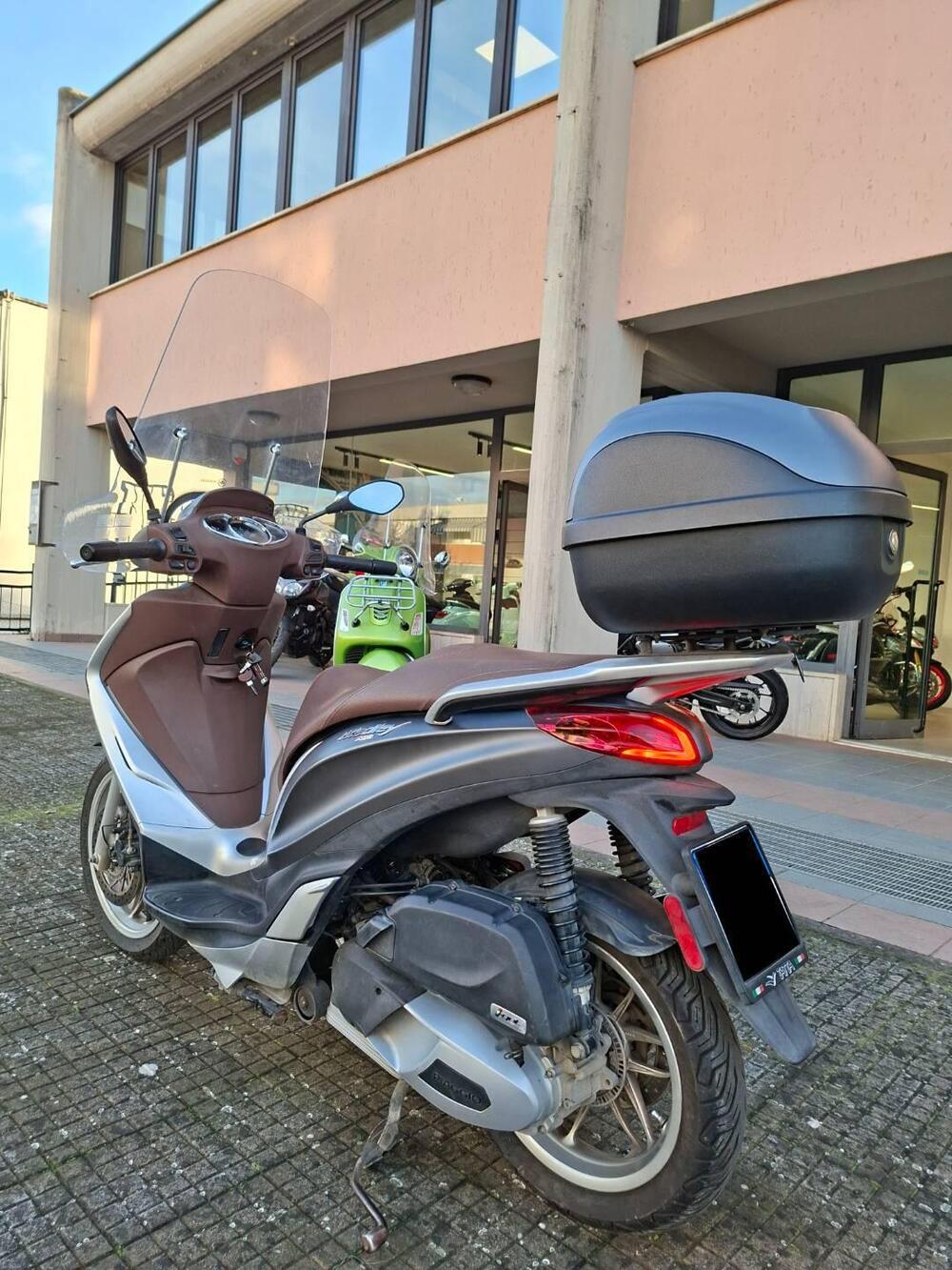 Piaggio Medley 150 ABS (2016 - 19) (3)