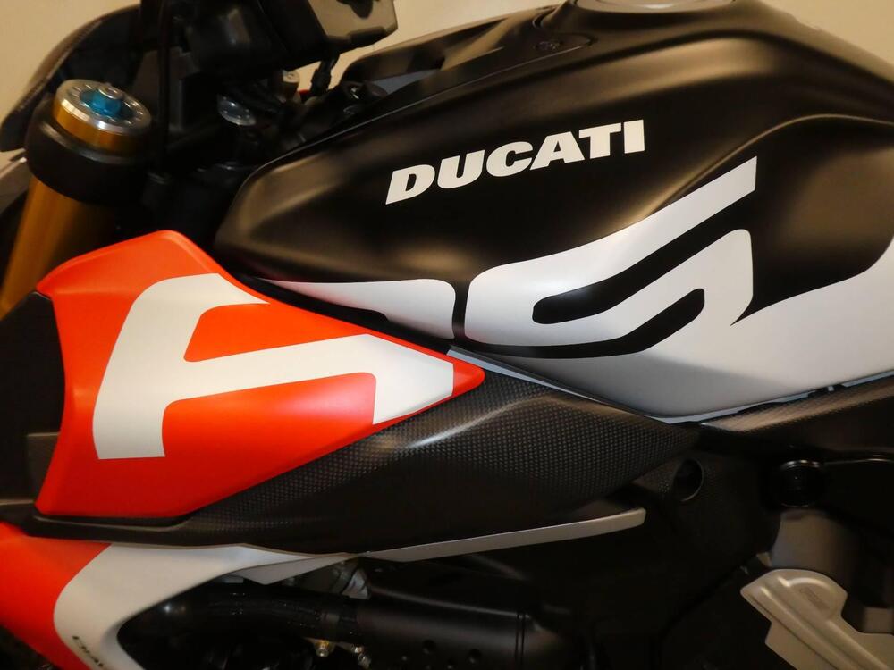 Ducati Diavel V4 RS (2026) (2)