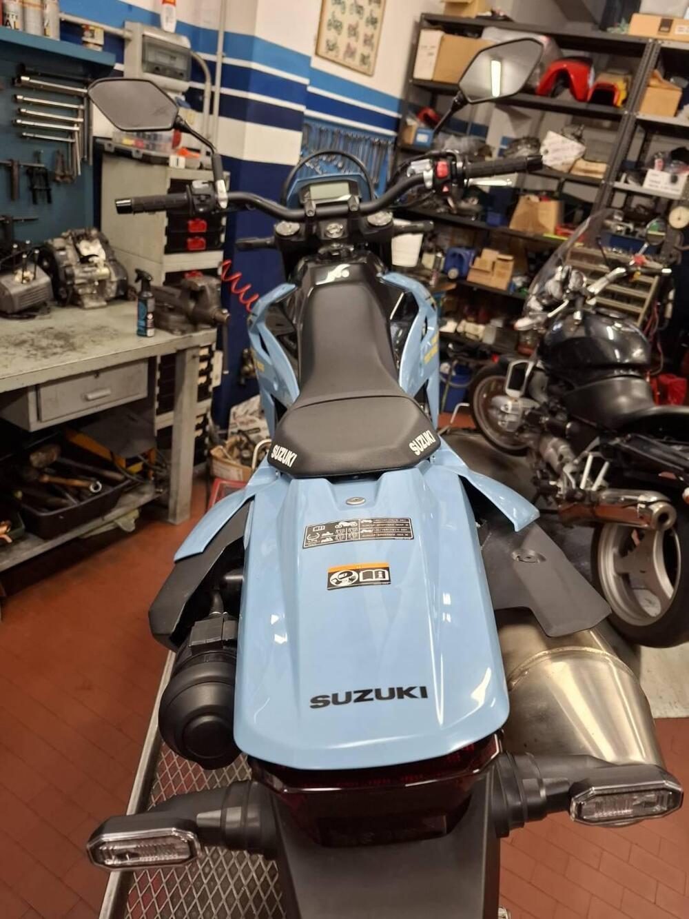 Suzuki DR-Z4SM (2025 - 26) (3)