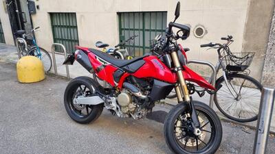 Ducati Hypermotard 698 Mono (2024 - 26) usata