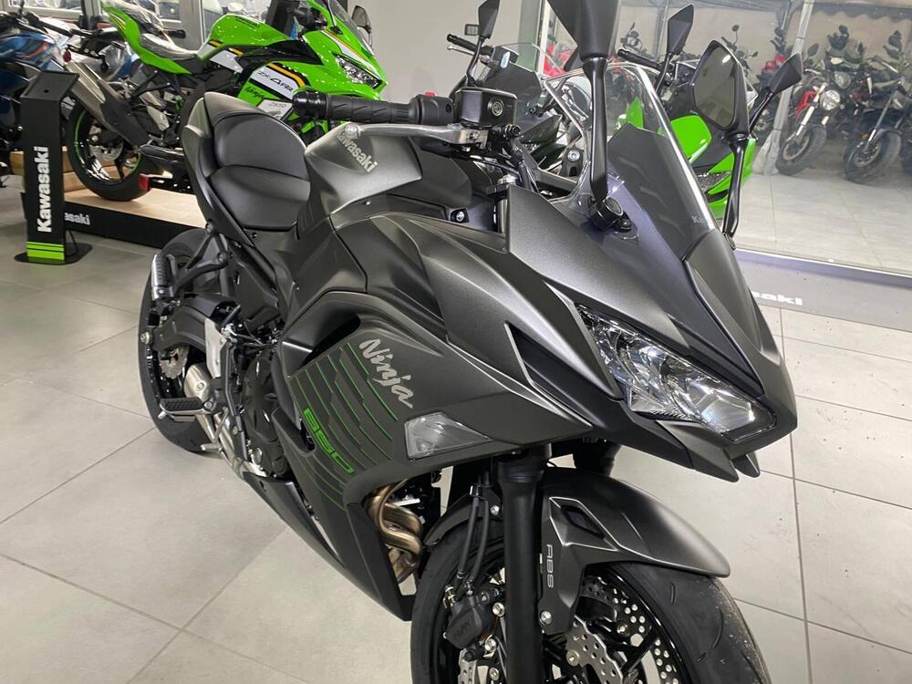 Kawasaki Ninja 650 (2025 - 26) (4)