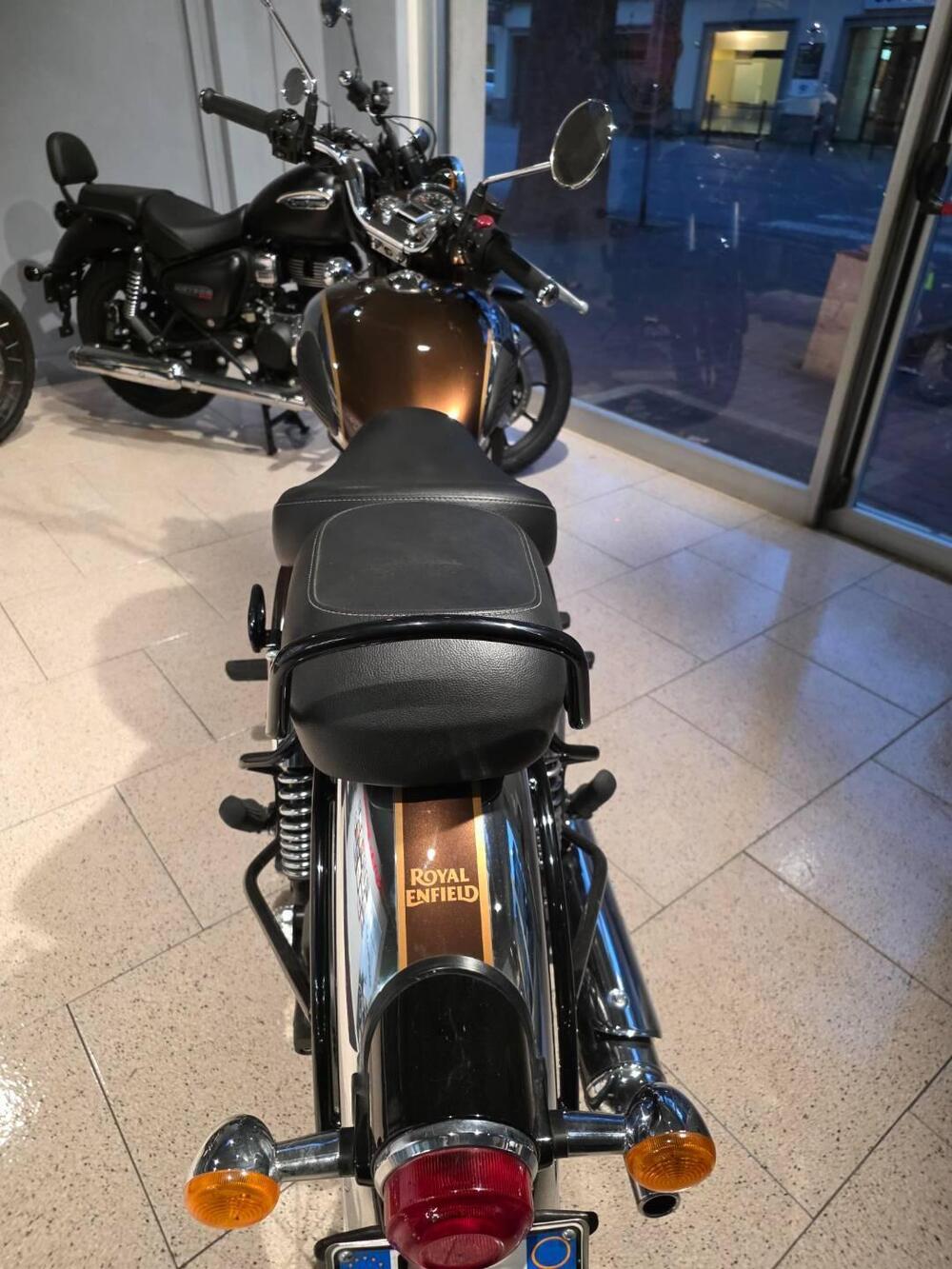 Royal Enfield Classic 350 (2021 - 26) (4)