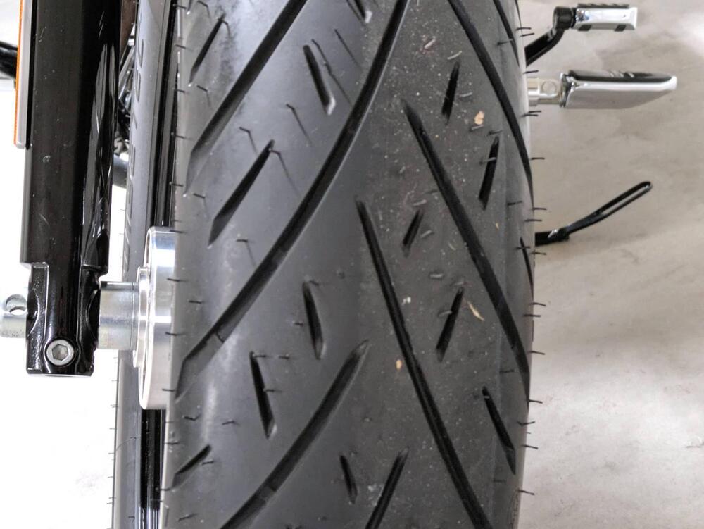 Harley-Davidson 1200 Custom (2018 - 20) - XL1200C (9)