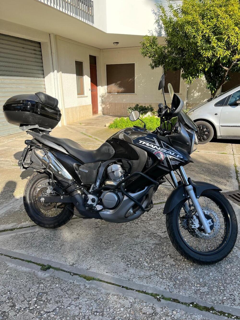 Honda Transalp XL 700 V (2007 - 2013) (4)