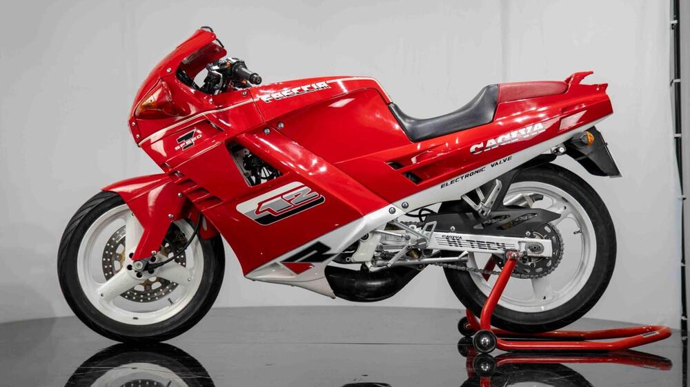 Cagiva FRECCIA C12R (2)