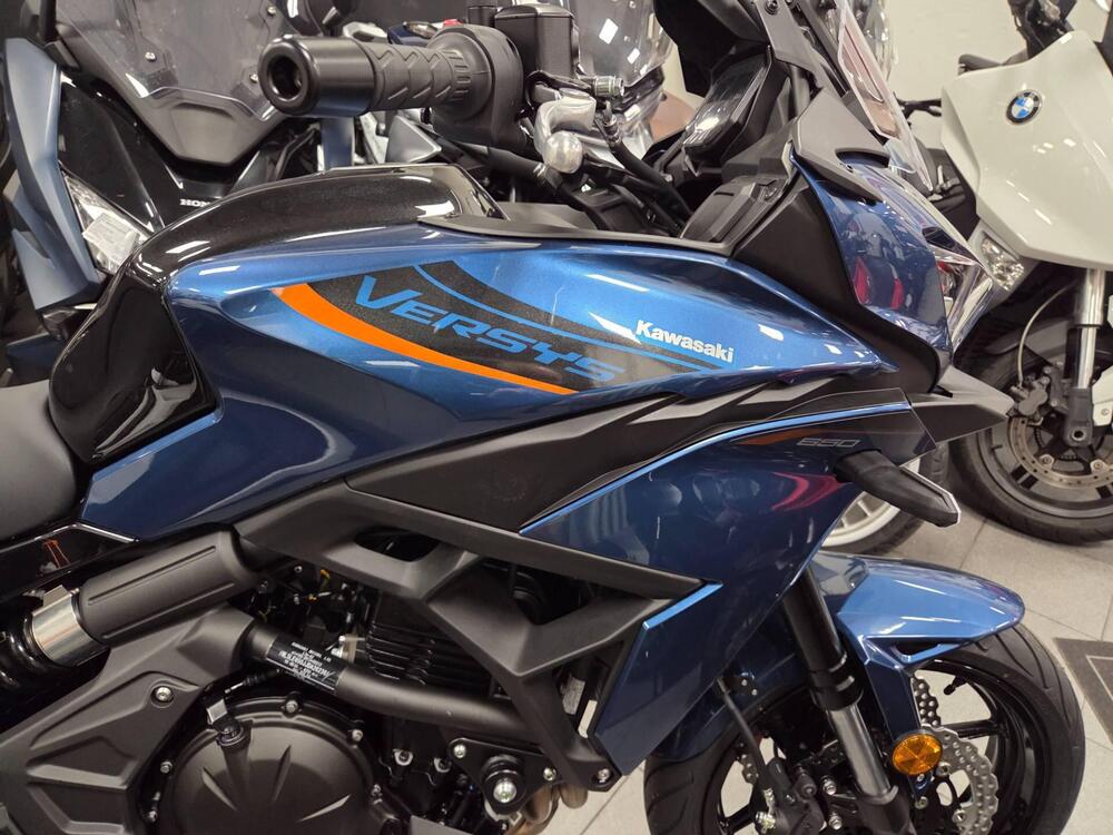 Kawasaki Versys 650 (2025 - 26) (3)