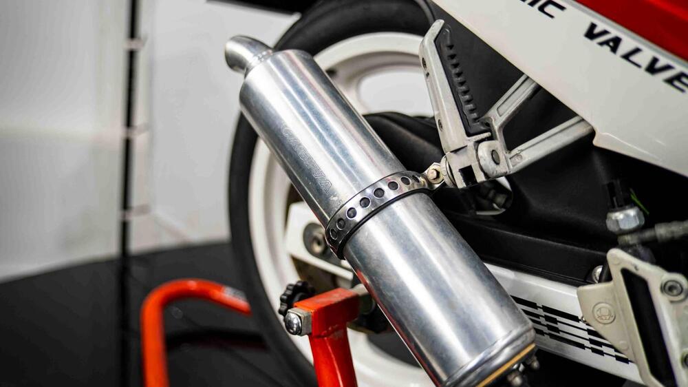 Cagiva FRECCIA C12R (10)