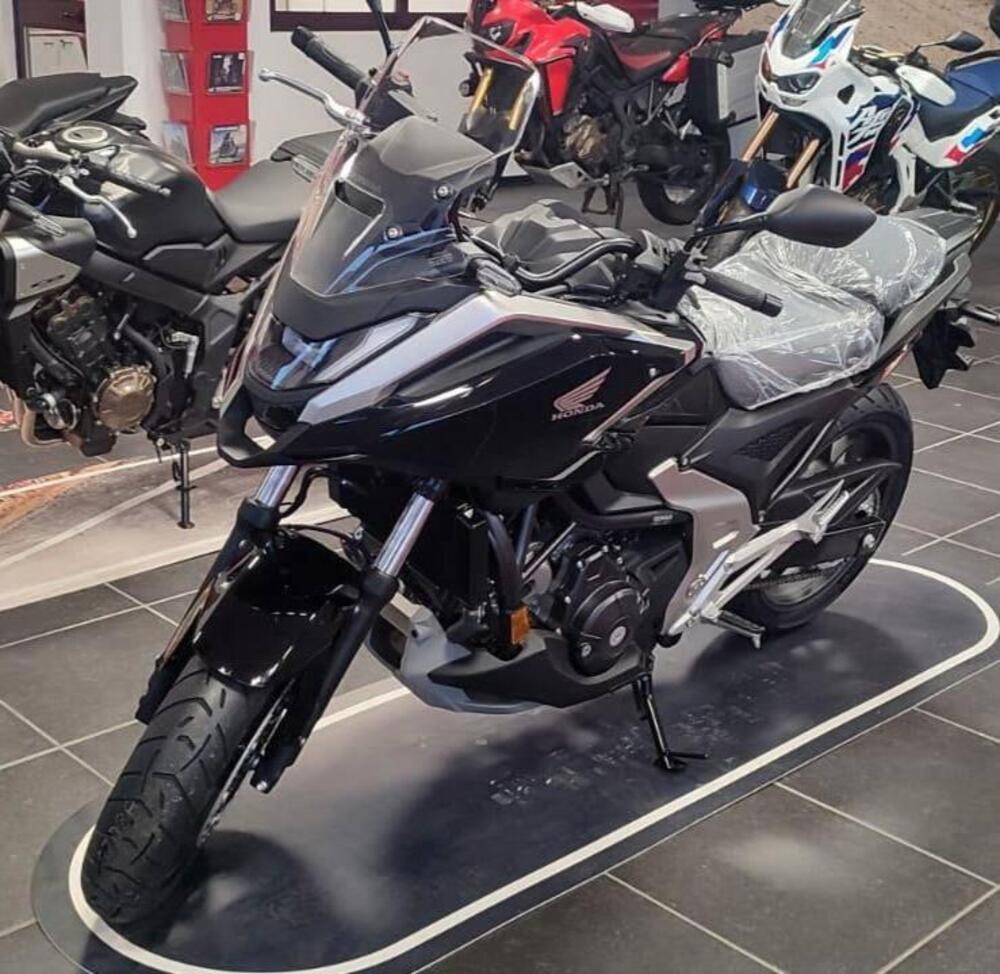 Honda NC 750 X DCT (2025 - 26) (2)