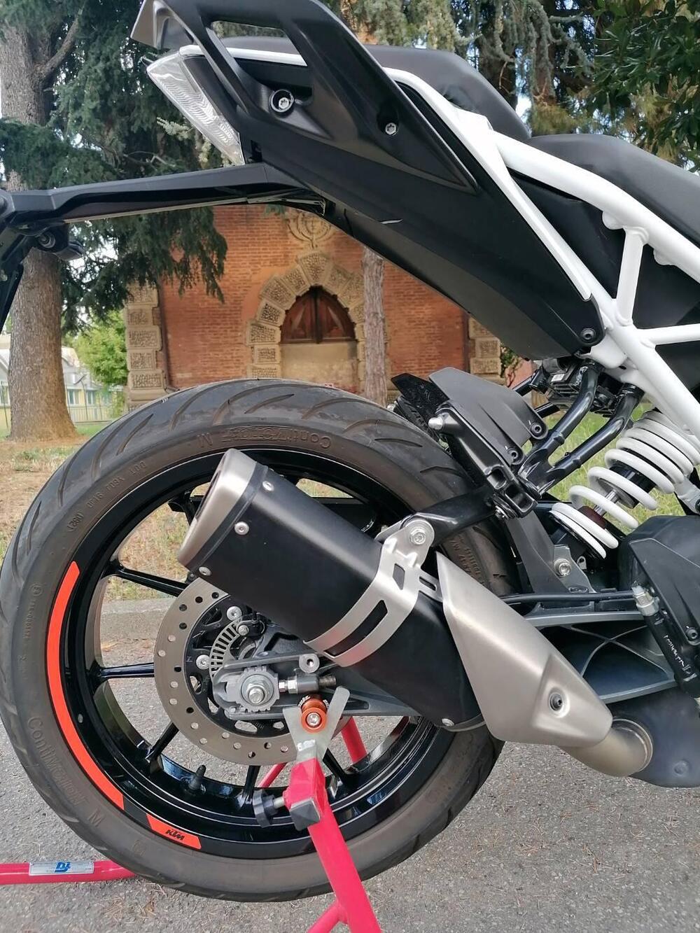 KTM 390 Duke (2021 - 23) (4)