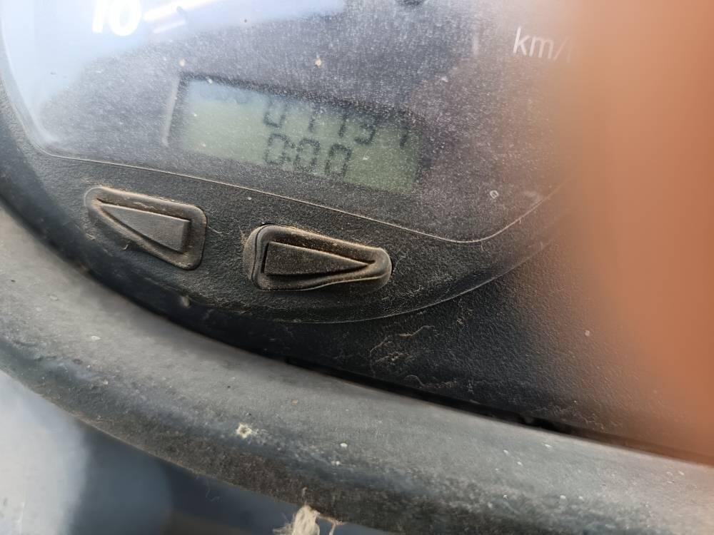 TELAIO CON DOCUMENTI C1 125 BMW (4)