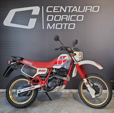 Yamaha XT 600 4V (1986 - 89) usata