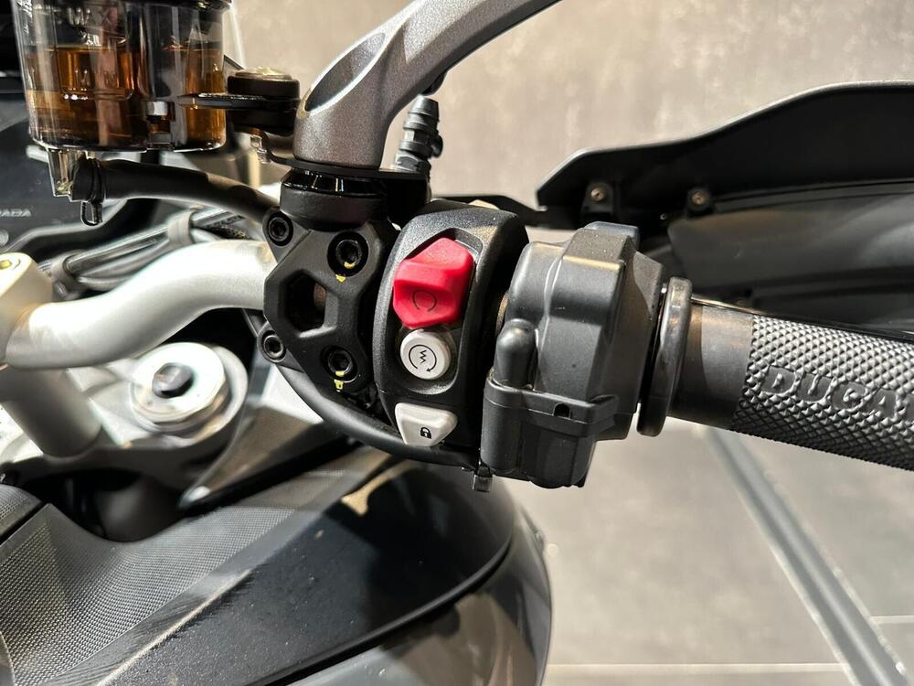 Ducati Multistrada V2 S (2022 - 24) (14)