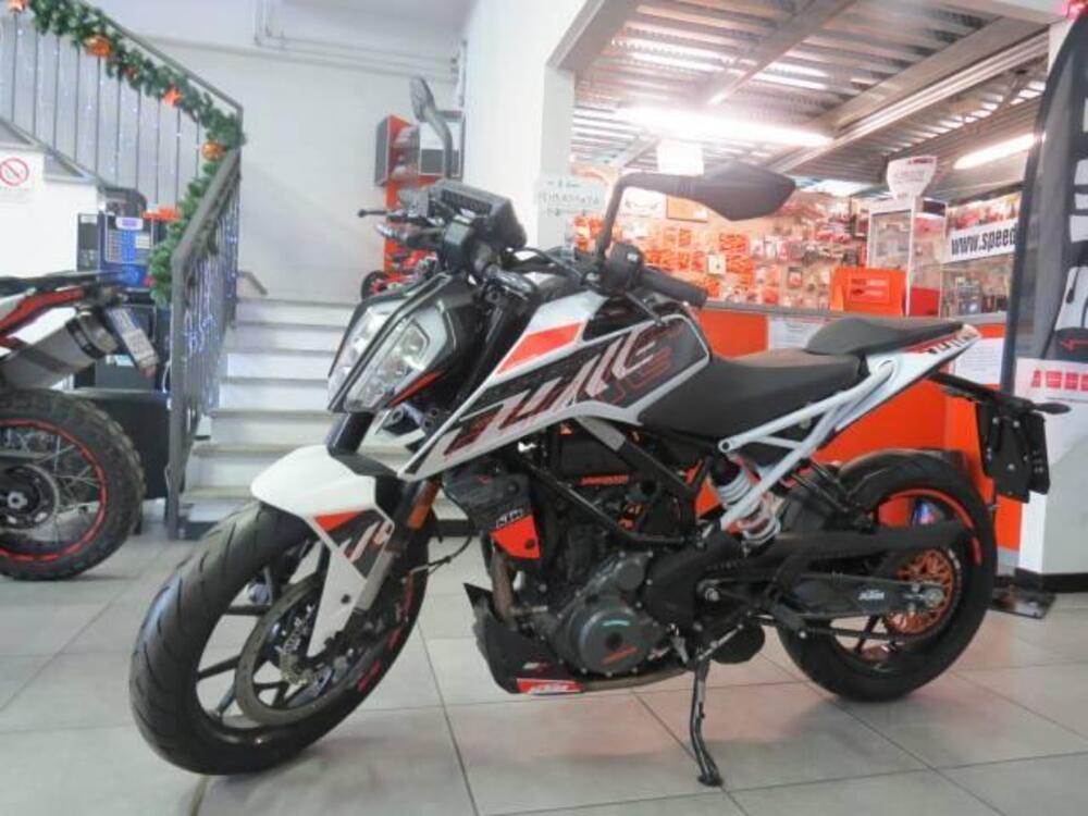 KTM 390 Duke (2021 - 23) (4)