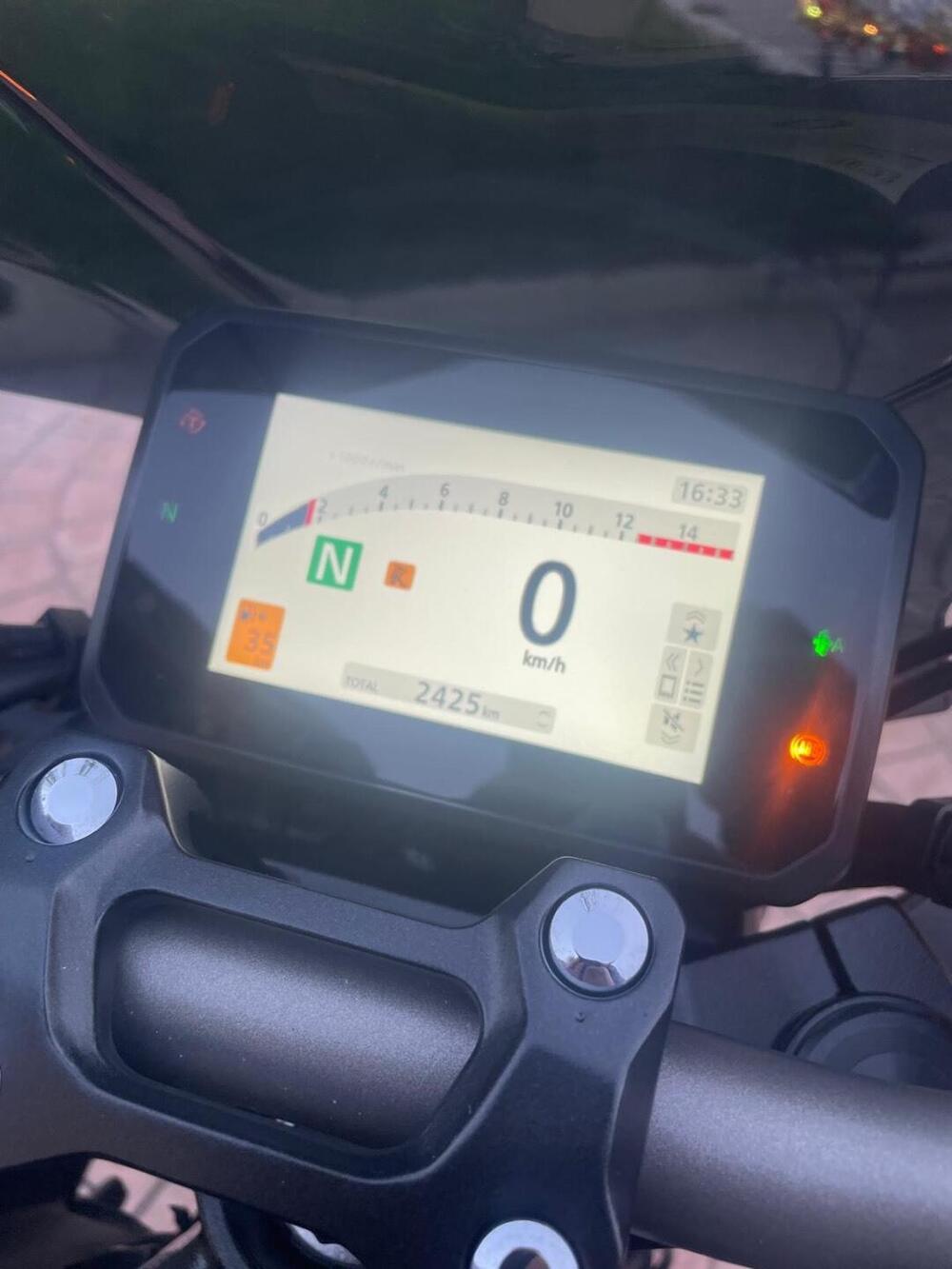 Honda CB 650 R E-Clutch (2024 - 26) (2)