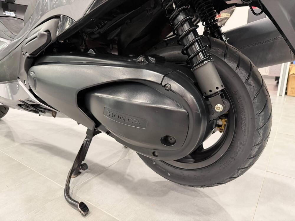 Honda SW-T 600 ABS (2012 - 16) (11)