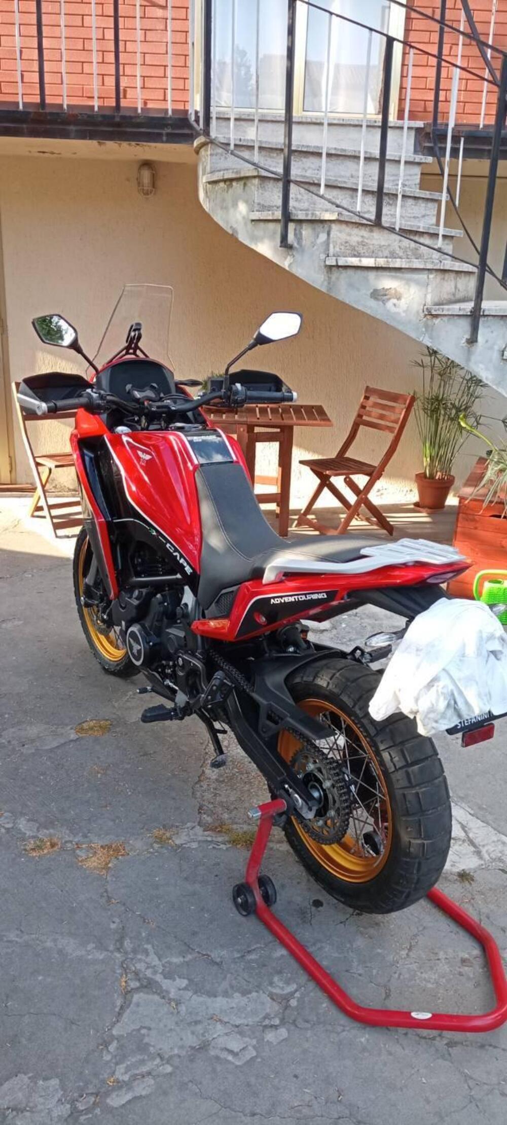 Moto Morini X-Cape 650 Gold Wheels Edition (2022 - 26) (4)