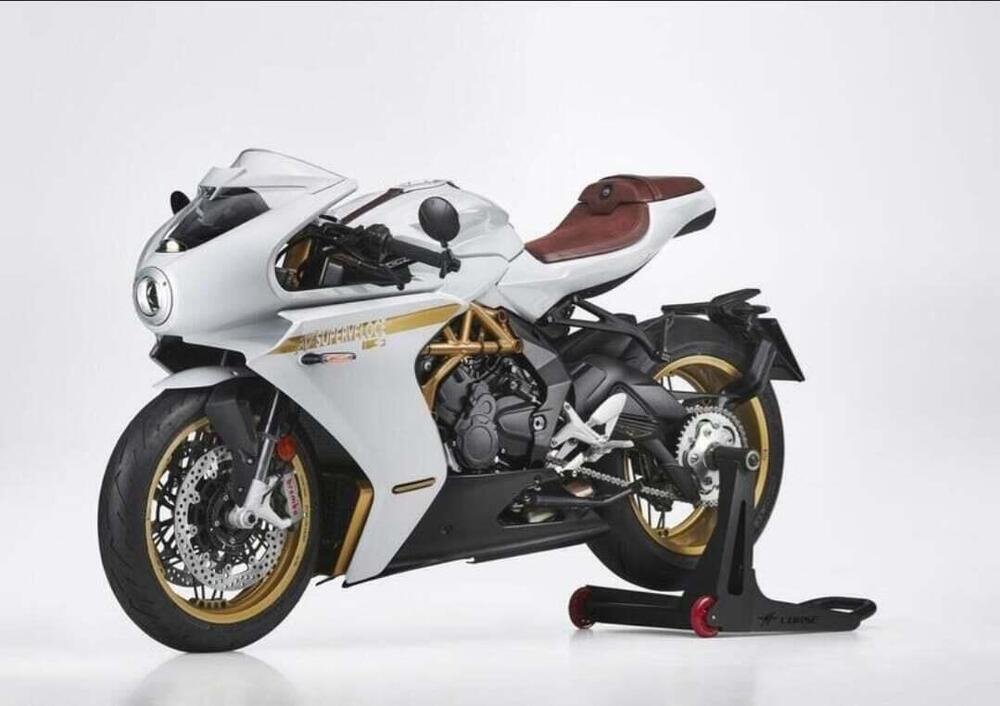 MV Agusta Superveloce 800 S (2021 - 25) (3)