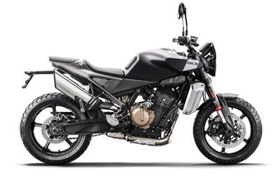 Husqvarna Svartpilen 801 (2024 - 26) nuova