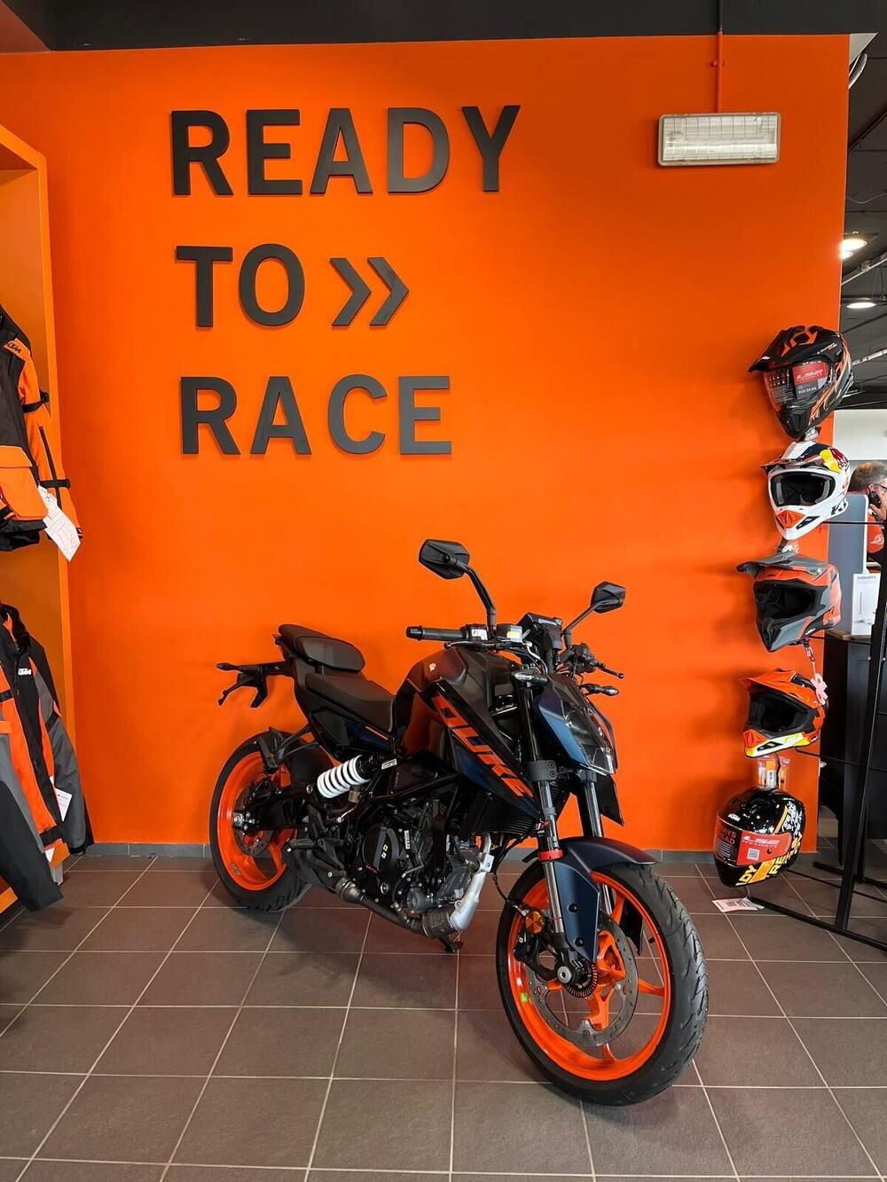 KTM 125 Duke (2024 - 25) (2)