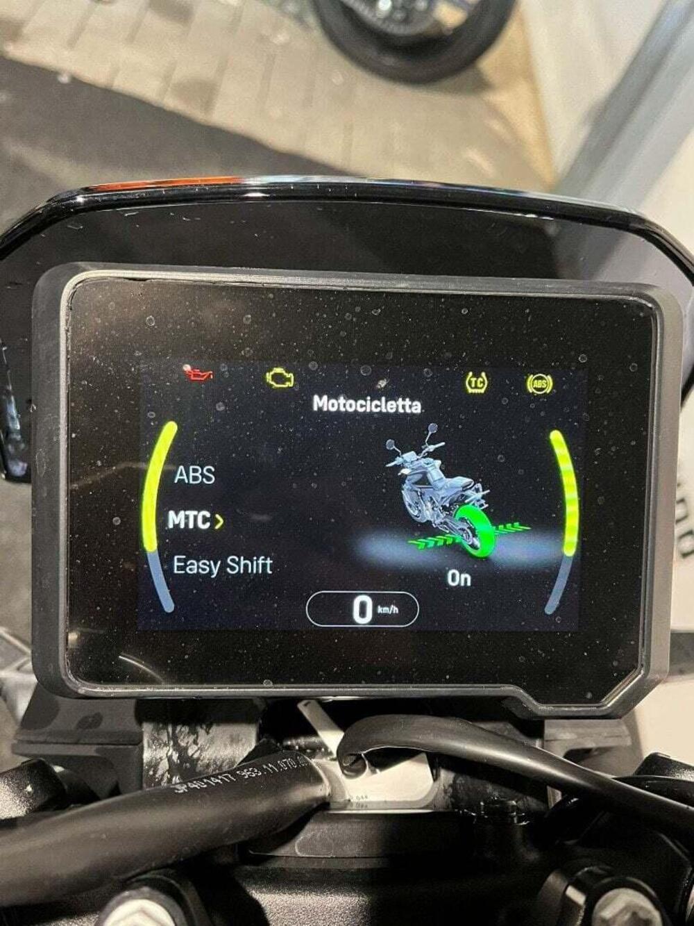 Husqvarna Svartpilen 801 (2024 - 26) (6)