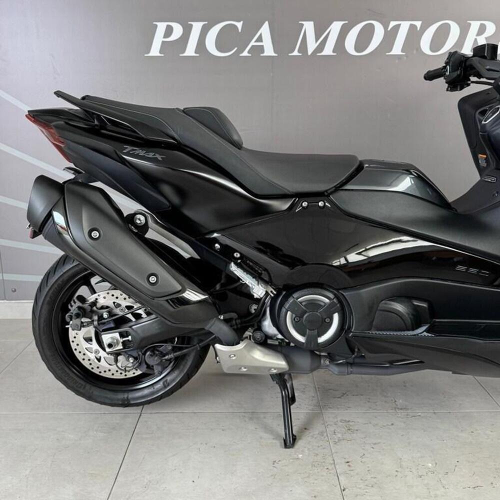 Yamaha T-Max 560 Tech Max (2022 - 24) (2)