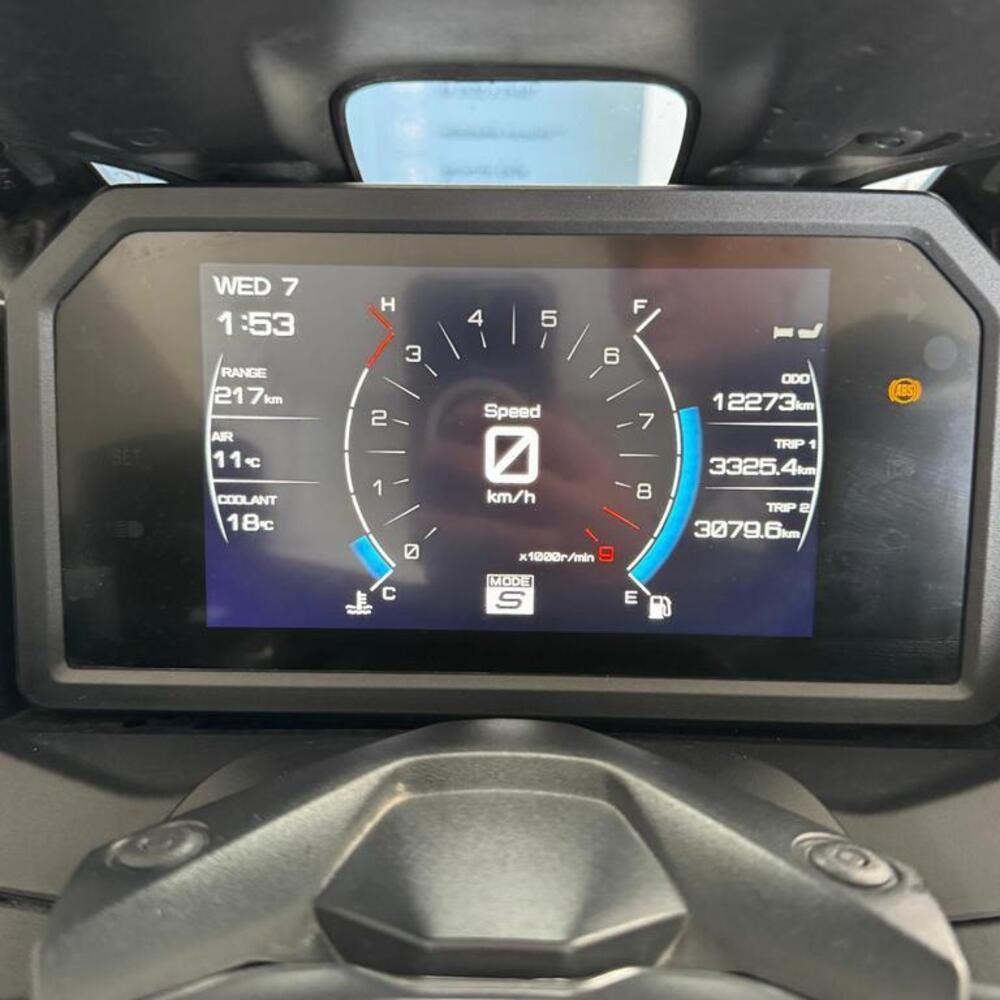 Yamaha T-Max 560 Tech Max (2022 - 24) (5)